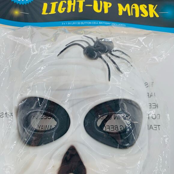 Light Up Kids Face Mask Children Halloween White Black Skull Front Battery - Picture 3 of 7